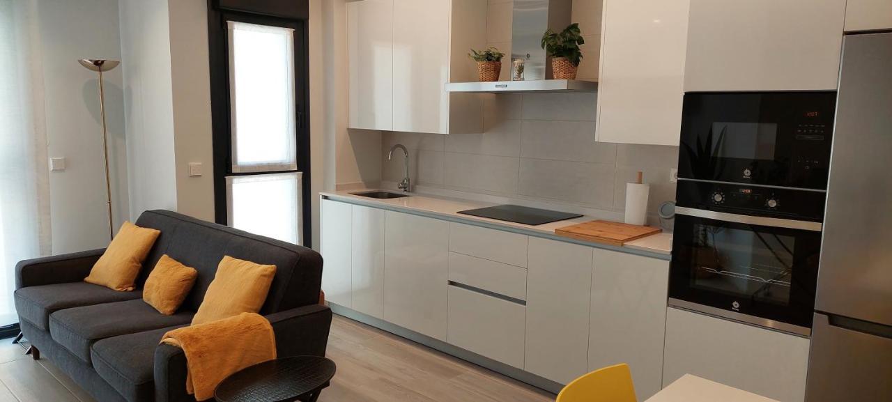 Apartamento Dindurra Centro Playa - Posibilidad Parking Gratuito Gijón Exteriör bild
